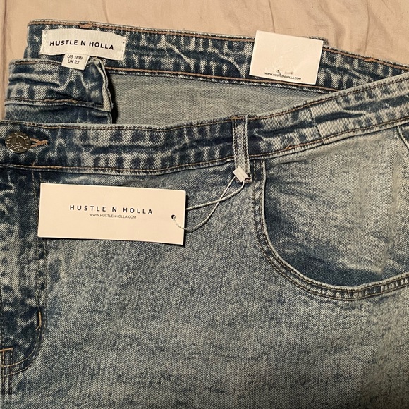 🆕 Cross Waist Wide Leg Jean - Picture 3 of 4